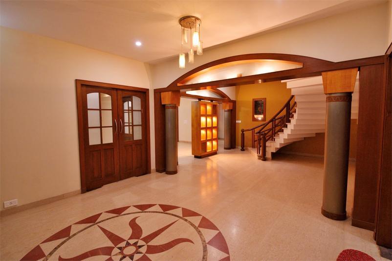 Sri Ranga Krupa Hotel Tiruchirappalli Bagian luar foto